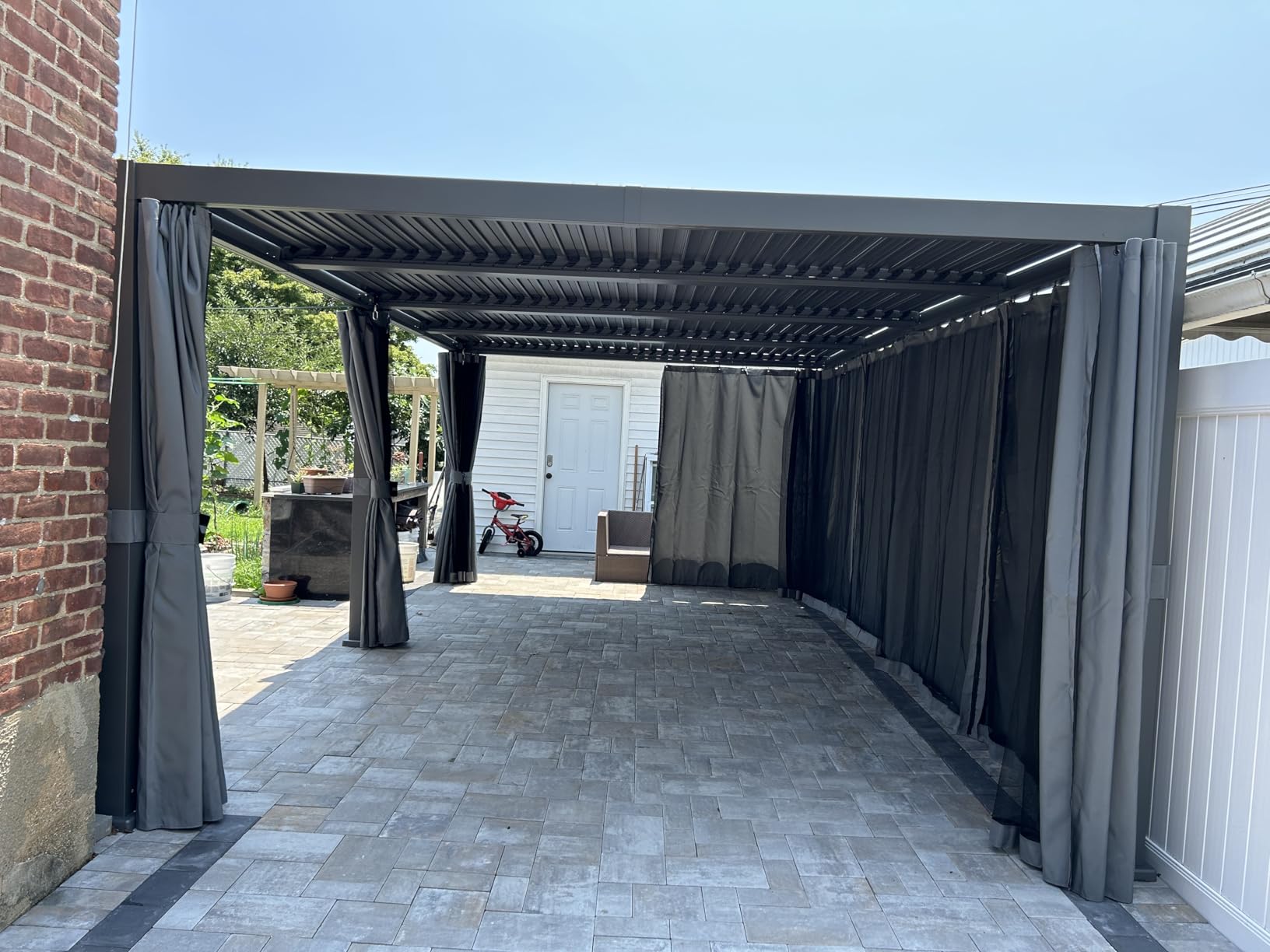 10' x 10' Louvered Aluminum Pergola