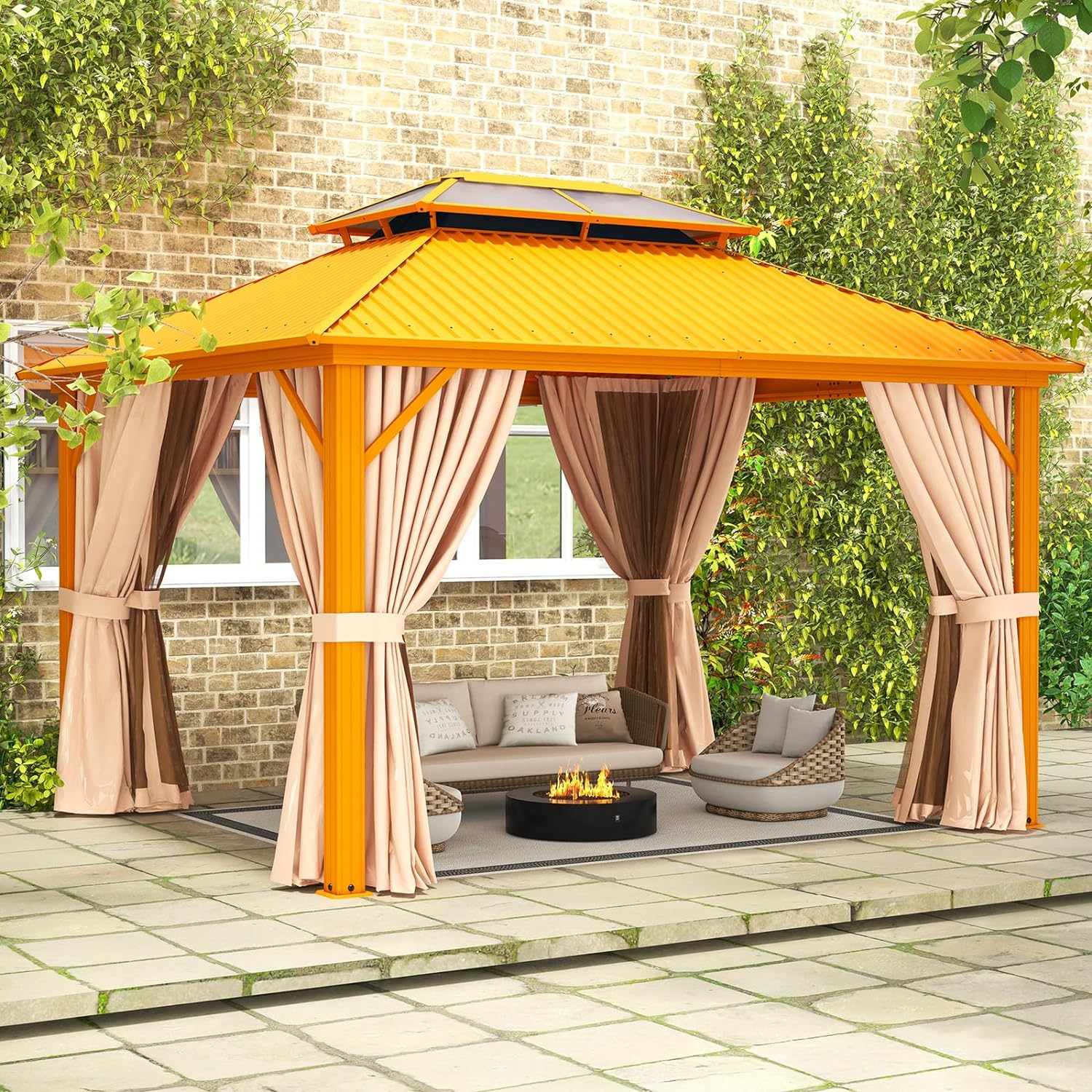 Hardtop Aluminum Gazebo, Polycarbonate and Galvanized Steel Roof