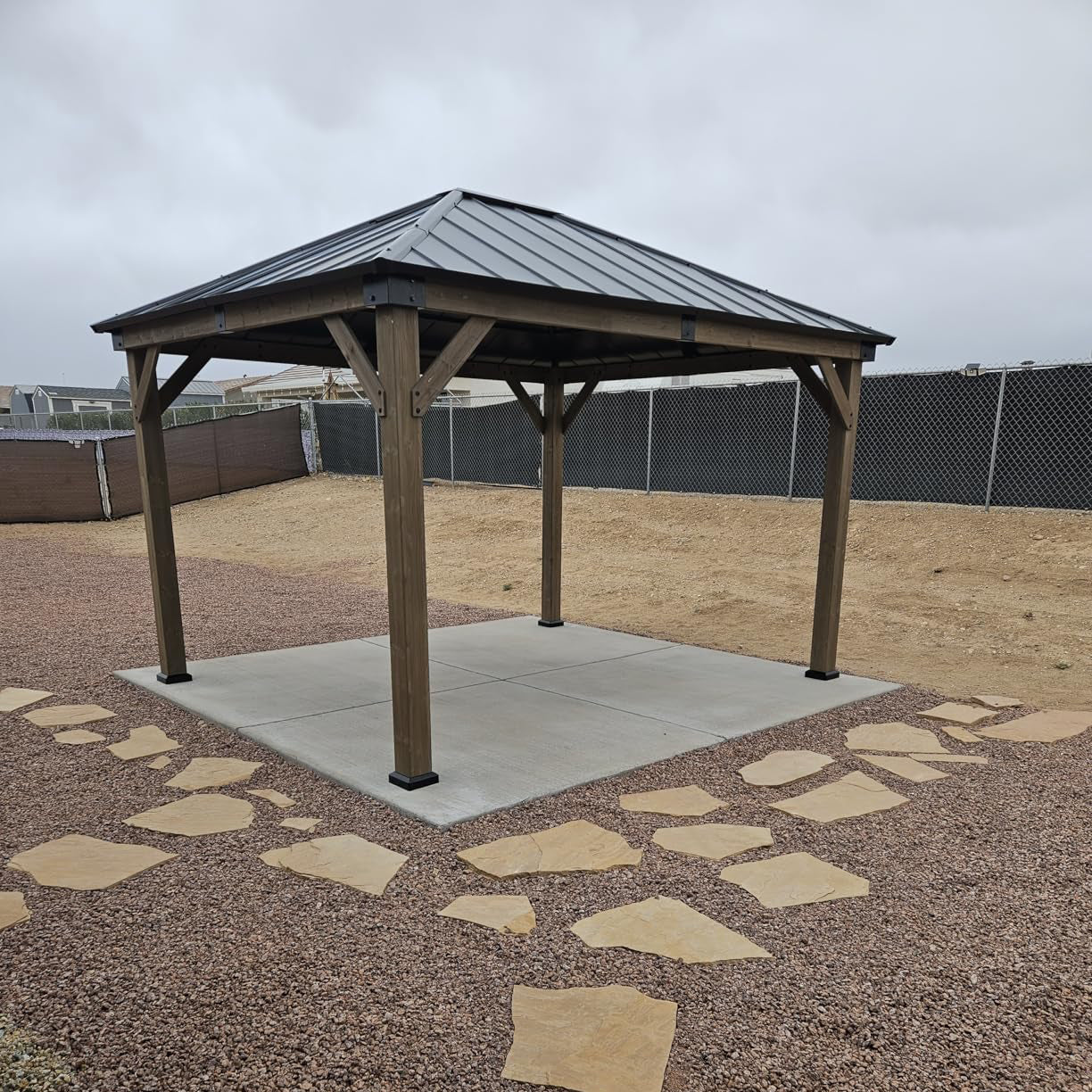 Hardtop Cedar Wood Gazebo