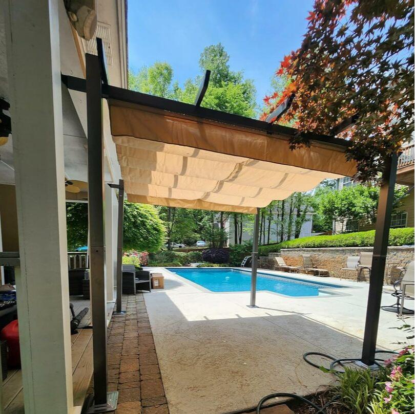 Retractable Pergola with Sun Shade Cover