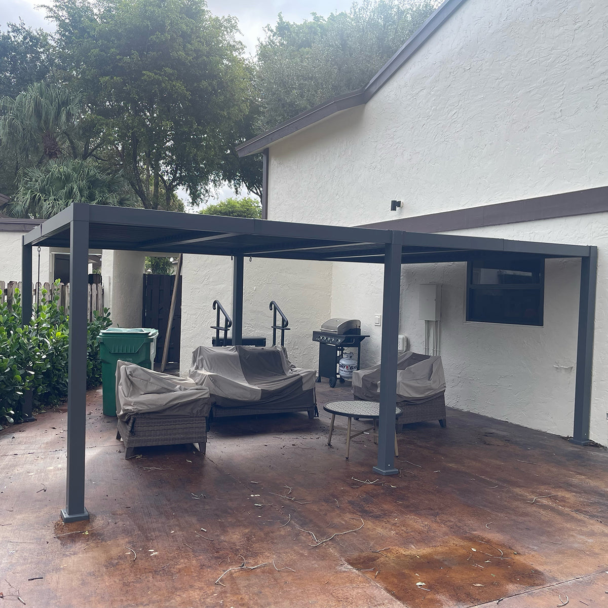 Louvered Aluminum Pergola