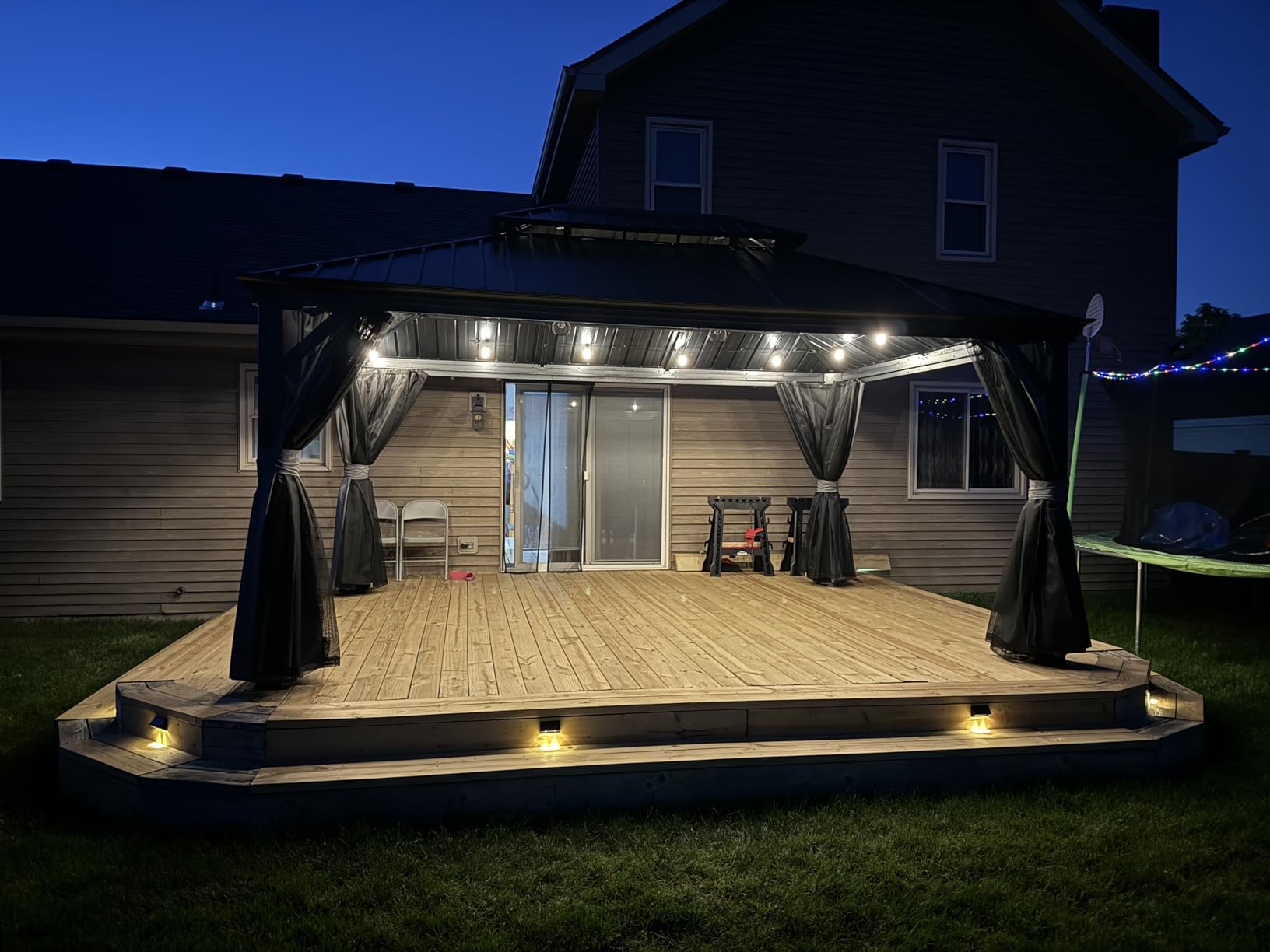 Hardtop Gazebo with Rain Gutter