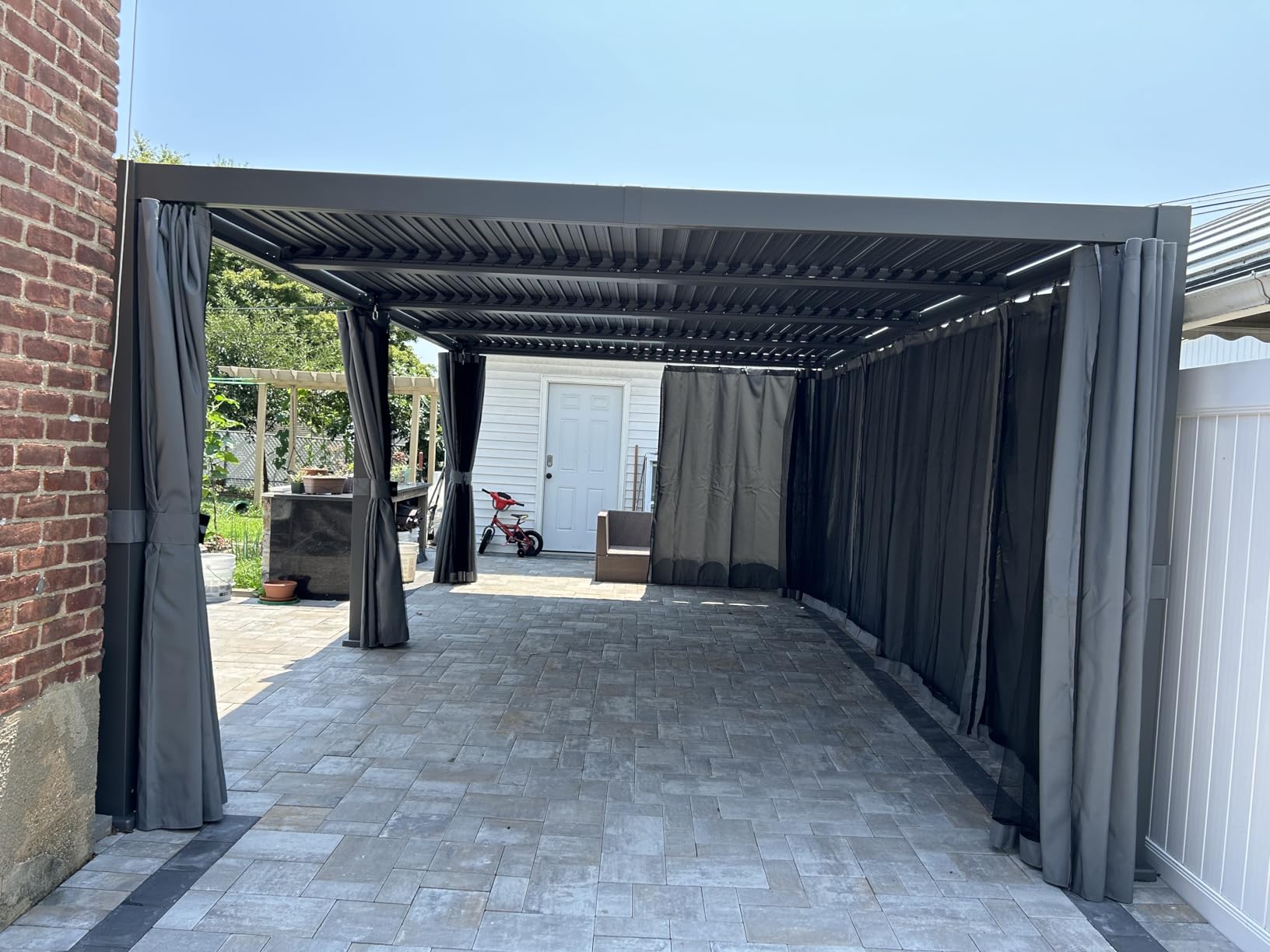 Louvered Starry Pergola