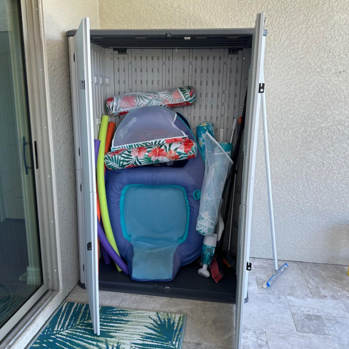 Resin Utility Storage Cabinet with Floor