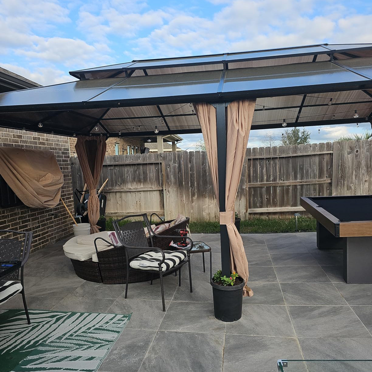 Polycarbonate Hardtop Gazebo