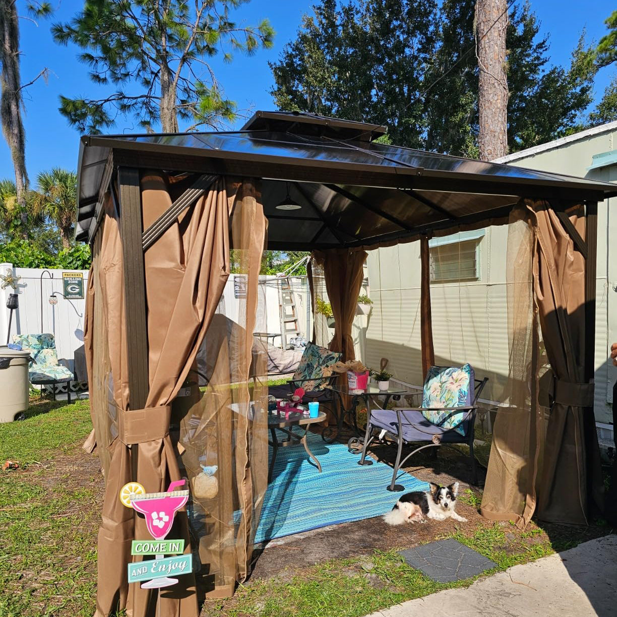 Polycarbonate Hardtop Gazebo