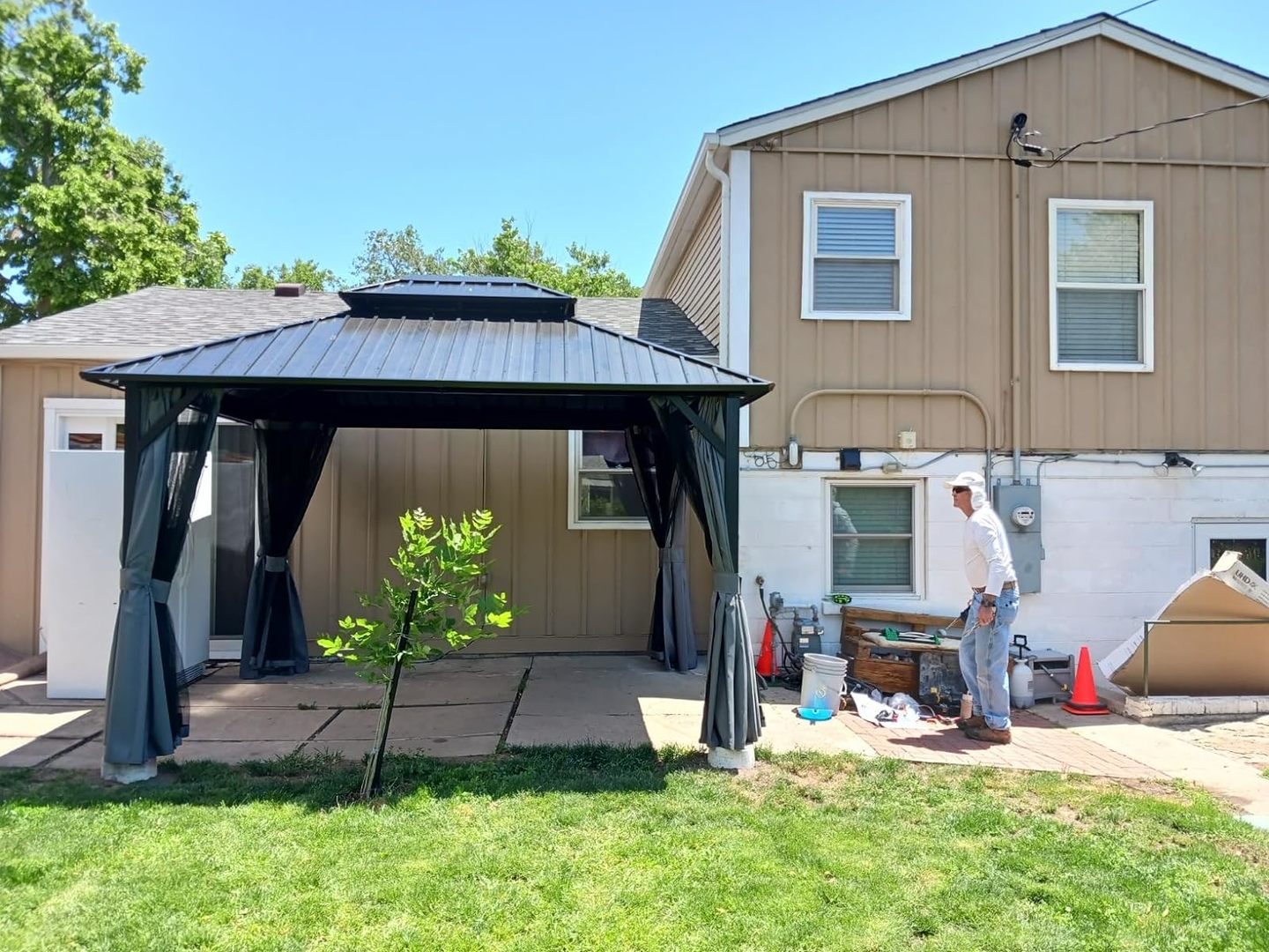 Aoxun Classic Hardtop Gazebo