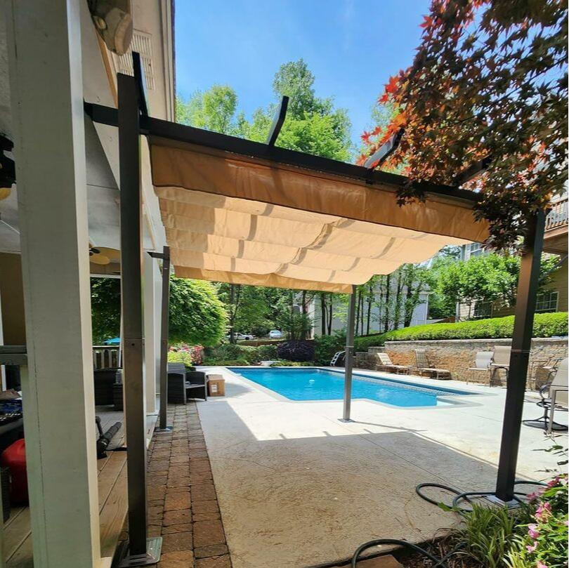 Retractable Pergola with Sun Shade Cover